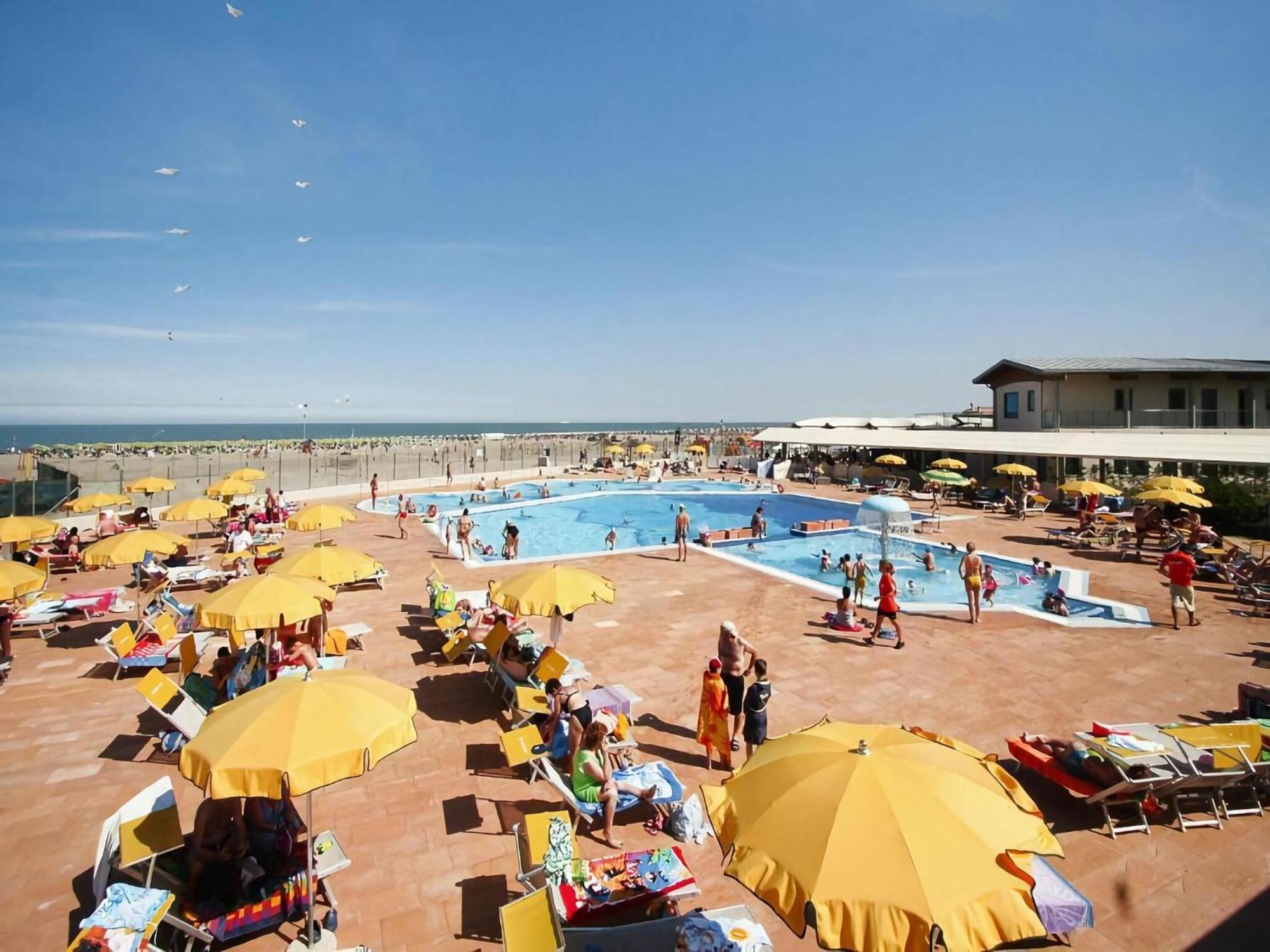 Resort Rosapineta Sud In רוסולינה מארה מראה חיצוני תמונה